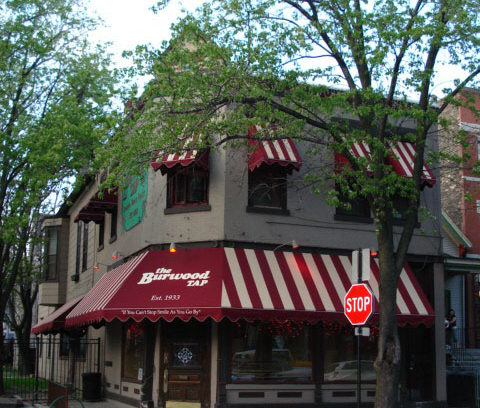 Burwood Tap in Lincoln Park Chicago Happy Hour - HHRevolution