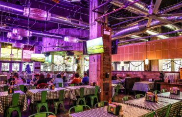 Daisy's Po-Boy and Tavern